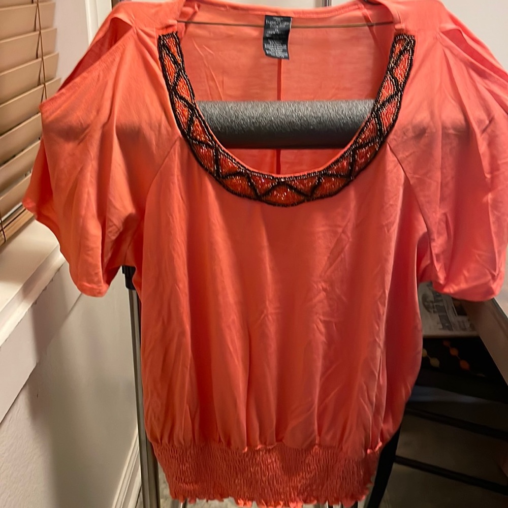 Faded Glory Orange Top with beautiful detail infron
